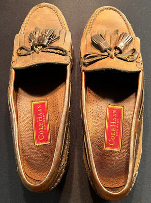 Cole Haan Men display picture 2