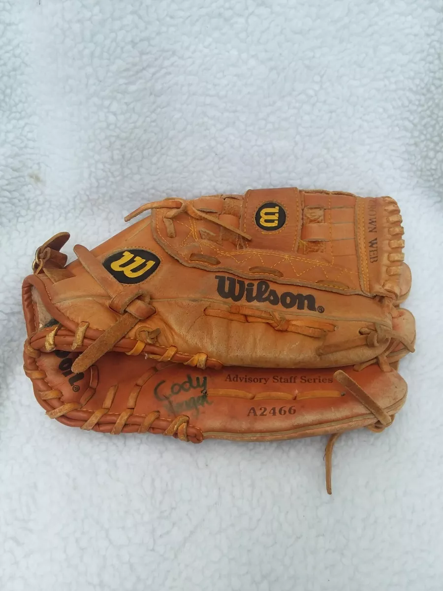 Wilson Advisory Staff Series A2466 13