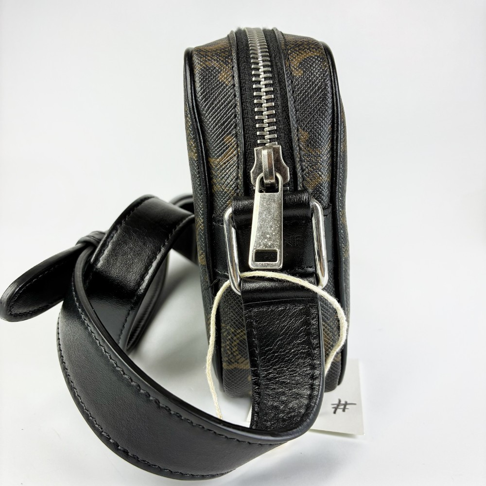 CELINE Triomphe Canvas Camera Crossbody Bag — image 3