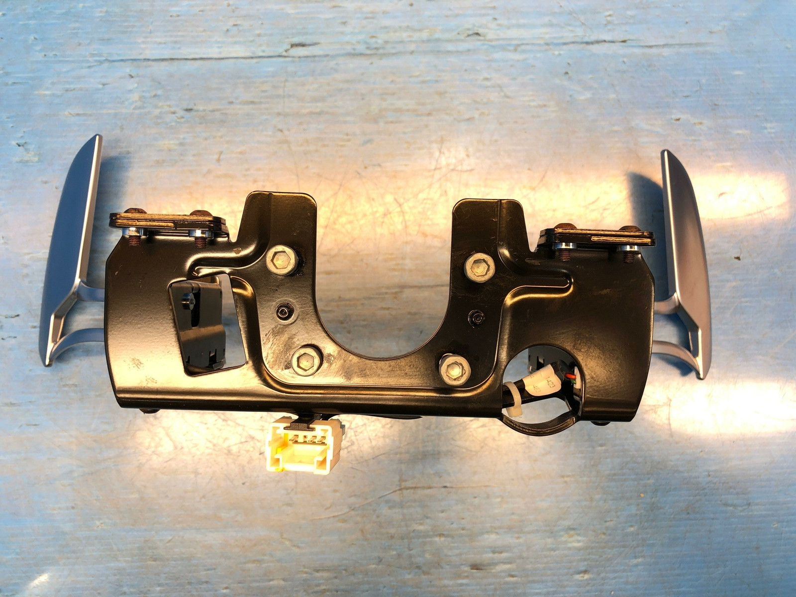 2014-2019 MASERATI QUATTROPORTE M156 STEERING WHEEL GEAR SHIFT PADDLE 107710213