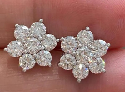 Round Cut Natural Diamond Cluster Women Stud Beautiful Earrings 14k White Gold