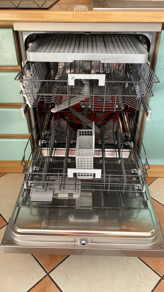 lavastoviglie libera installazione usata - Immagine 2 di 3