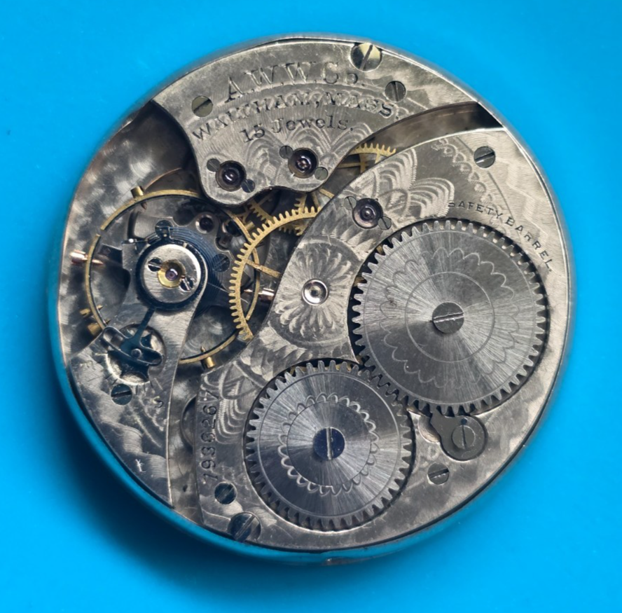 12 SIZE WALTHAM GRADE 220 15 JEWEL POCKET WATCH MOVEMENT !BAD STAFF!