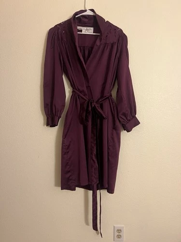 Vtg Christian Dior Loungewear Small Belted Satin Silly Belted Tie Robe Eyelet