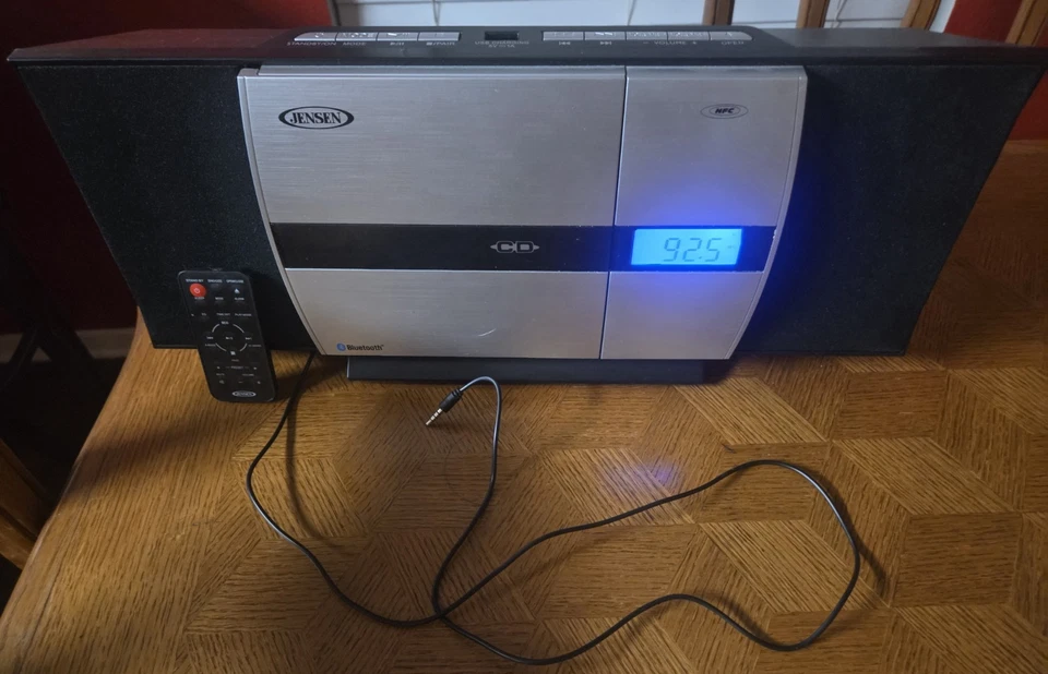 Jensen JBM315 Wall Mountable Bluetooth Music System CD Player Remote TESTED - Image 2 of 4