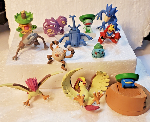 13 (thirteen) Nintendo Pokémon Mini Figures & 2 Promo Toys
