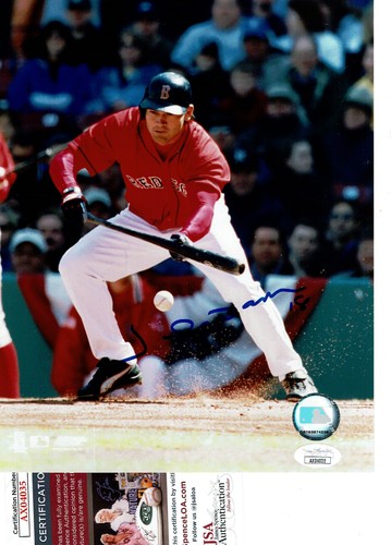 Boston Red Sox's Johnny Damon autographed 8x10 color photo JSA Certified