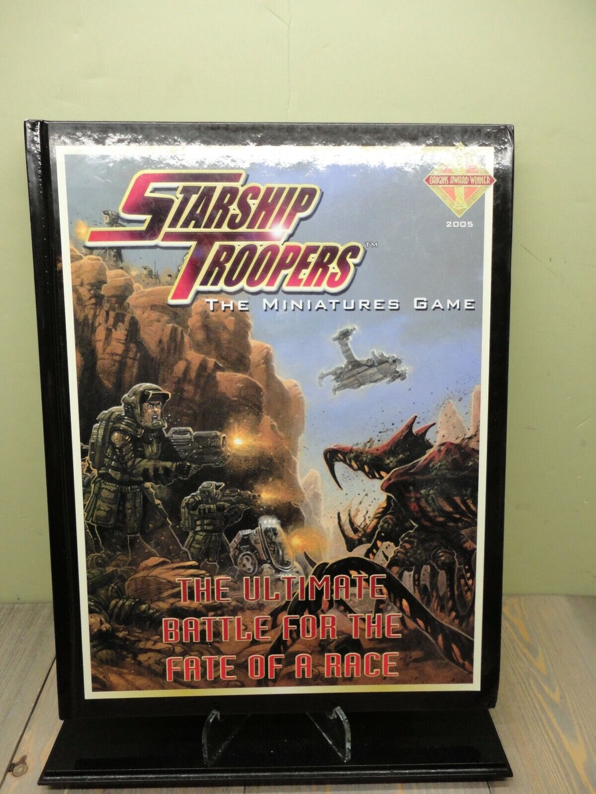 STARSHIP TROOPERS MINIATURES GUIDE BOOK FROM GAME BOX  