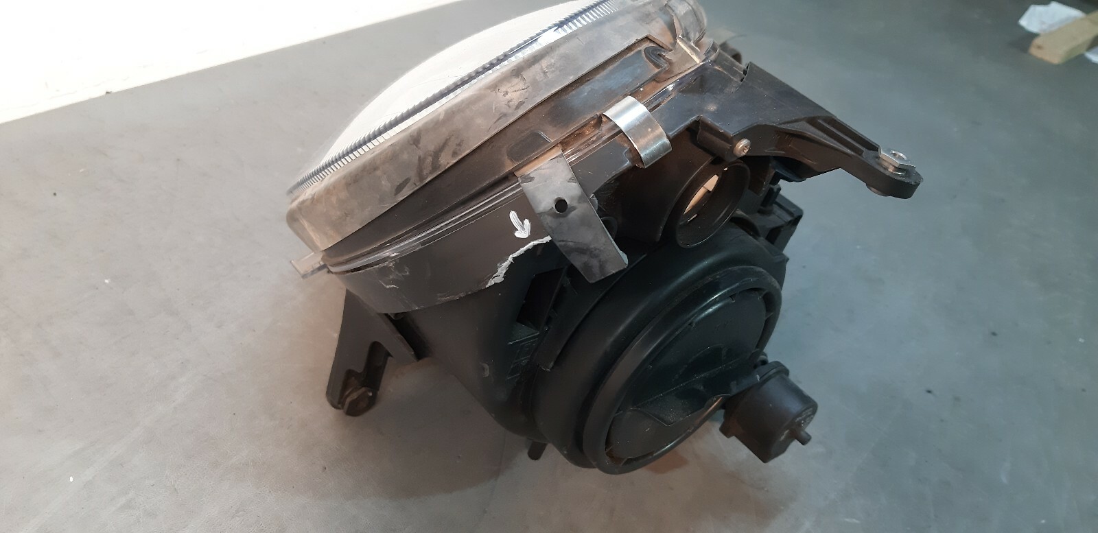 Mercedes E Class W211 2002 To 2006 Bi Xenon Passenger N/S