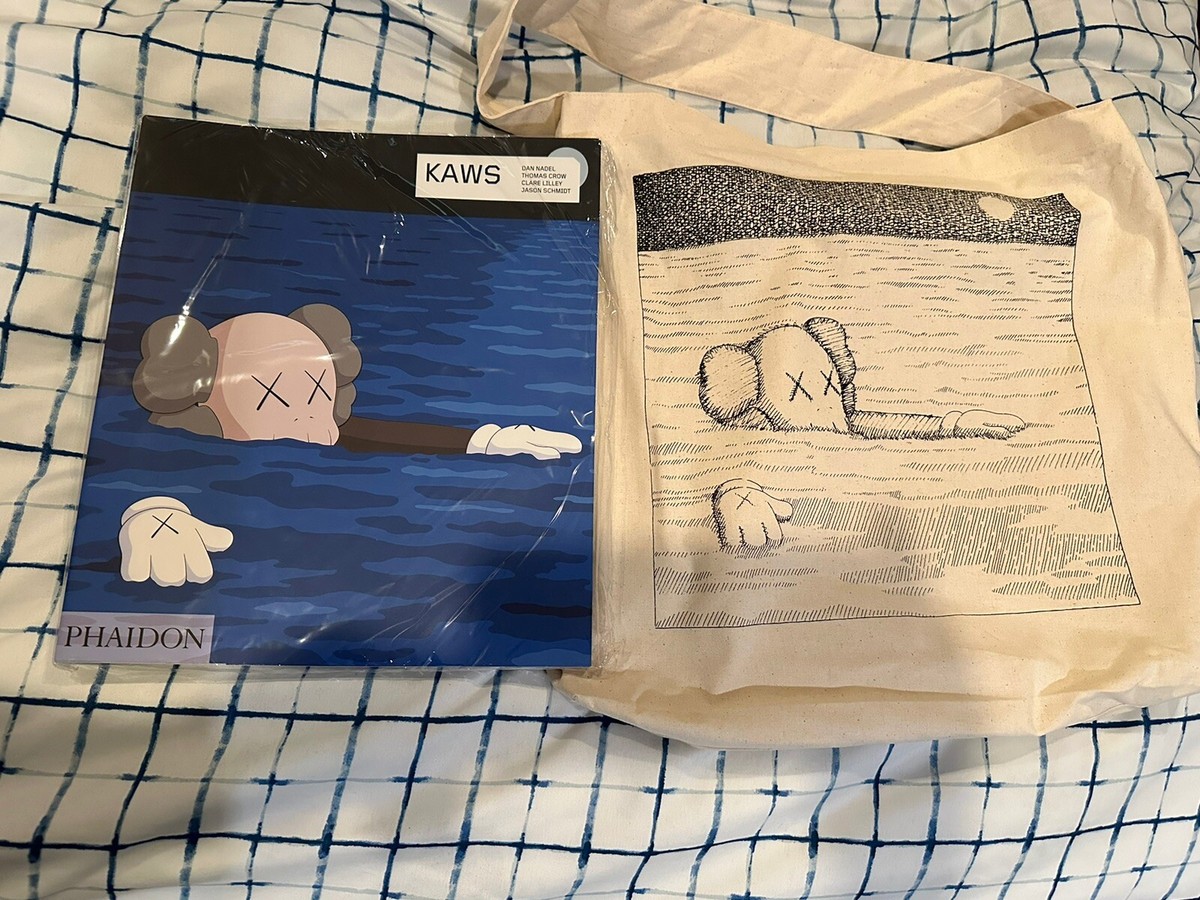 ユニクロ × kaws ART BOOK 最終値下げ！ ユニクロ カウズ アートブック
