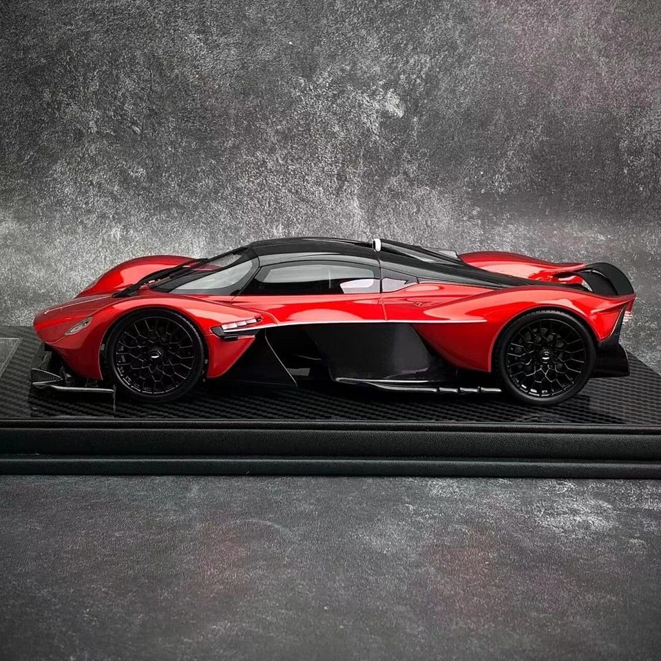 Frontiart 1/18 Aston Martin Valkyrie Supercar Model Met. Candy Red F106-77 LE300 - Image 4 of 4
