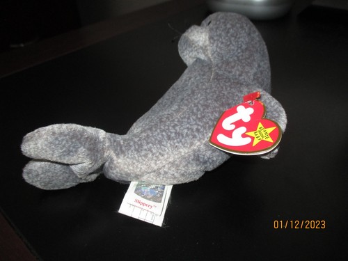 TY BEANIE BABIES SLIPPERY THE SEAL WITH CANADIAN TAGS RARE MWT - Picture 2 of 3