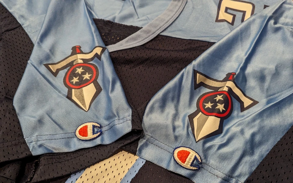 复古冠军埃迪·乔治 # 27 田纳西泰坦队足球球衣男式 48 XL — 第 4/4 张图片