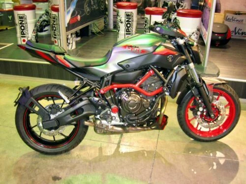 Carrosserie et cadre pour le côté arrière Pour MT-07 pour motocyclette