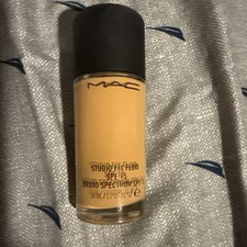 M.A.C Studio Fix Fluid SPF 15 Broad Spectrum, 1 Fl Oz VARIOUS SHADES TO CHOOSE.