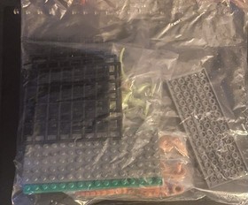 LEGO DINO 5887 DEFENSE HQ lot of 2 RAPTOR DINOSAUR JURASSIC PARK MINIFIG Sealed