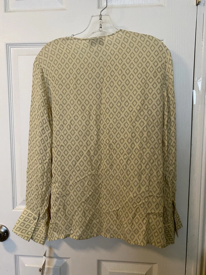 Rena Rowan Fitted Blouse Diamond Pattern 100% Silk Women’s Sz 12 NWT 100% Silk - Image 2 of 4