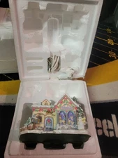 Hawthorne village Precious Moments Tiny Treasures Toyshop Christmas building