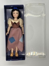 DE AGOSTINI Disney Porcelain Doll SNOW WHITE Peasant Rags Dress BOXED RARE