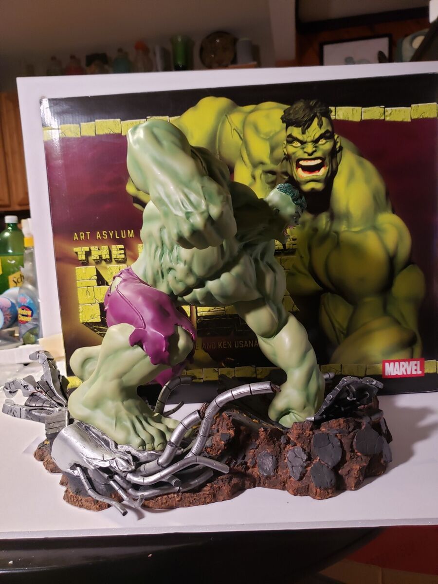 INCREDIBLE HULK Statue 2003 - Diamond Select MARVEL INCREDIBLE HULK Statue 2003 - Diamond Select MARVEL