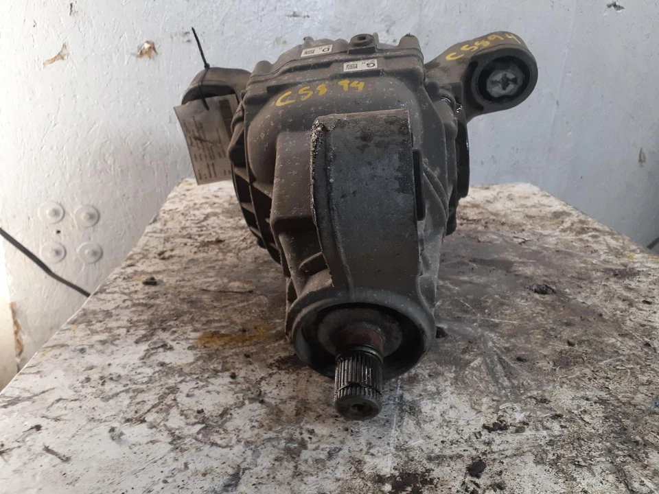 Used Differential Carrier Assembly fits: 2014 Volkswagen Touareg Rear 3.6L w/lim Foto 2 de 4