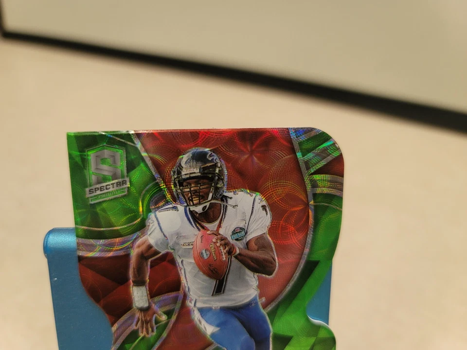 2022 Panini Spectra Neon Green Prizm Die-Cut 01/30 Michael Vick #111 C1750 - Image 2 of 4