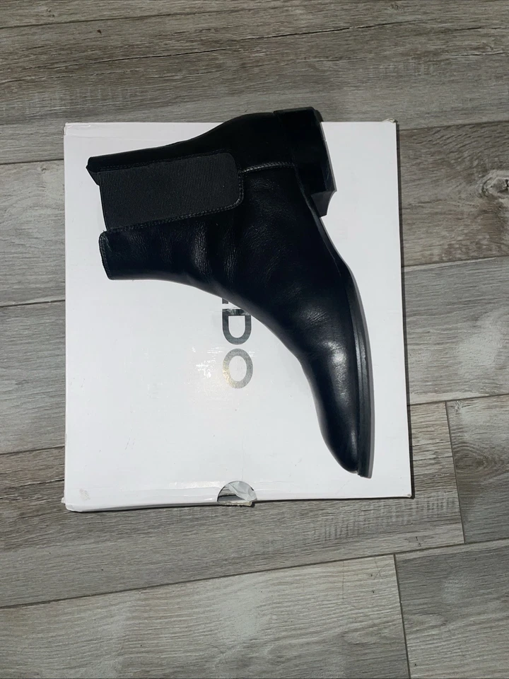Bota Chealsea Aldo Talla 9.5 Hombre o Mujer’s Foto 2 de 4