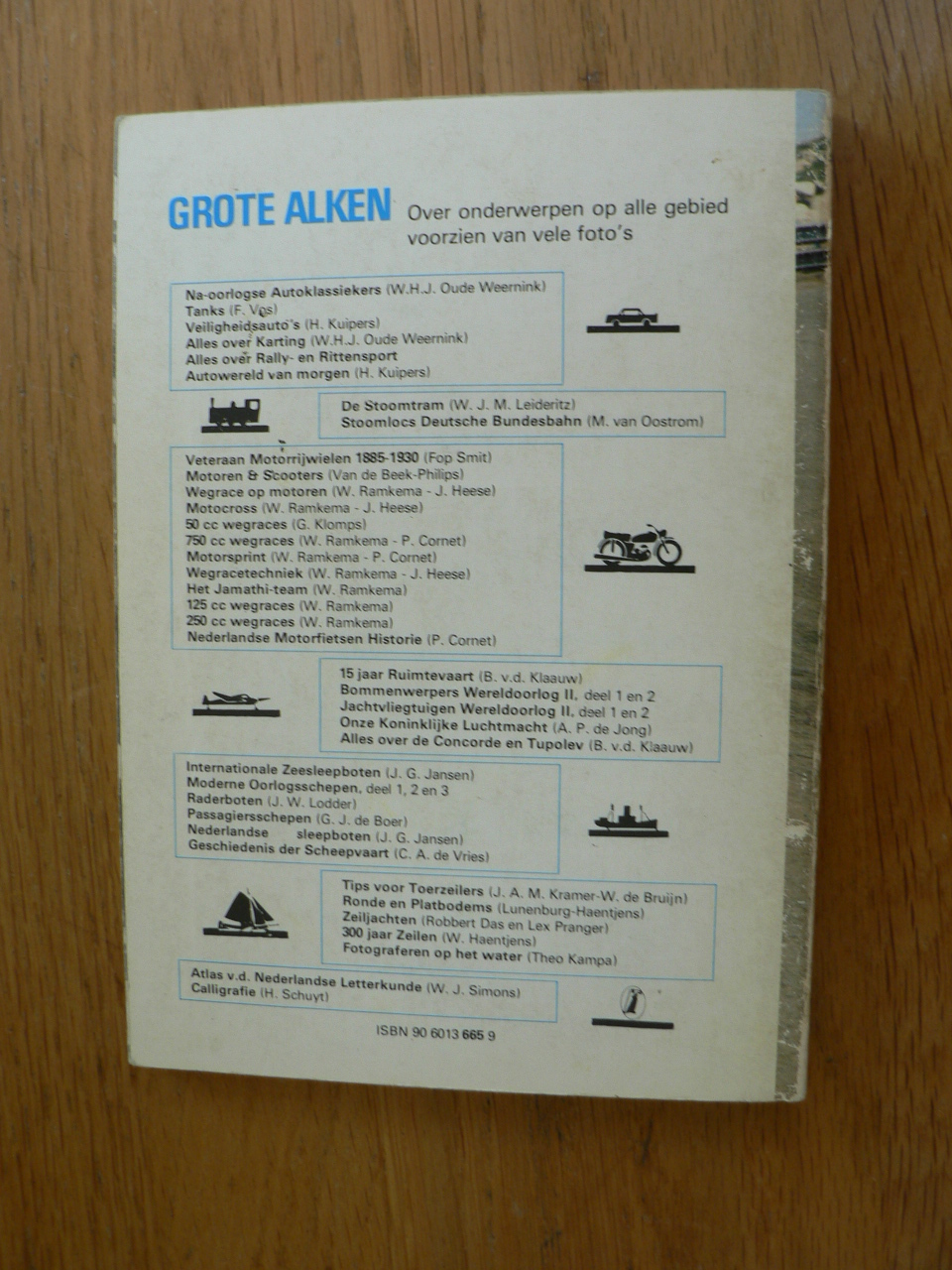 Bild 2 von 12