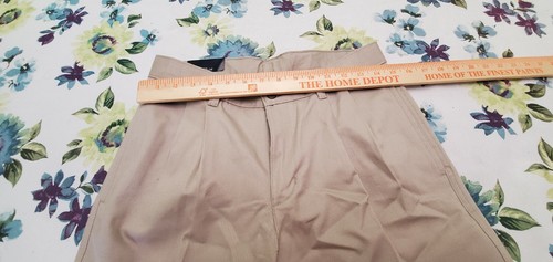 Chaps Boys' School Approved Performance Khaki Pants Size 18 Reg - Picture 4 of 9