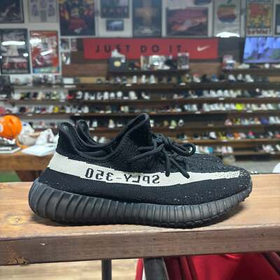 Yeezy 350 v2 'Oreo' Size 9.5 | eBay