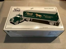 First Gear -  1960 Model B-61 Mack Tractor & Trailer - 19-0117 NIB!!