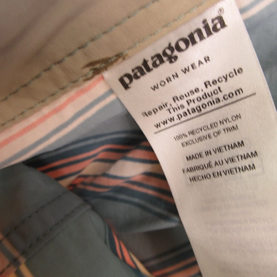 Patagonia Shorts Mens 36 Pocket Button Lightweight Outdoors Stripes - Image 4 of 4