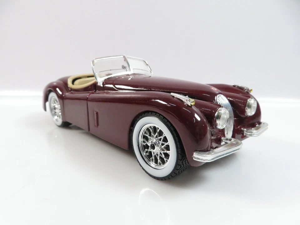 1:24 Bburago Jaguar XK120 #A362 - Bild 3 von 4
