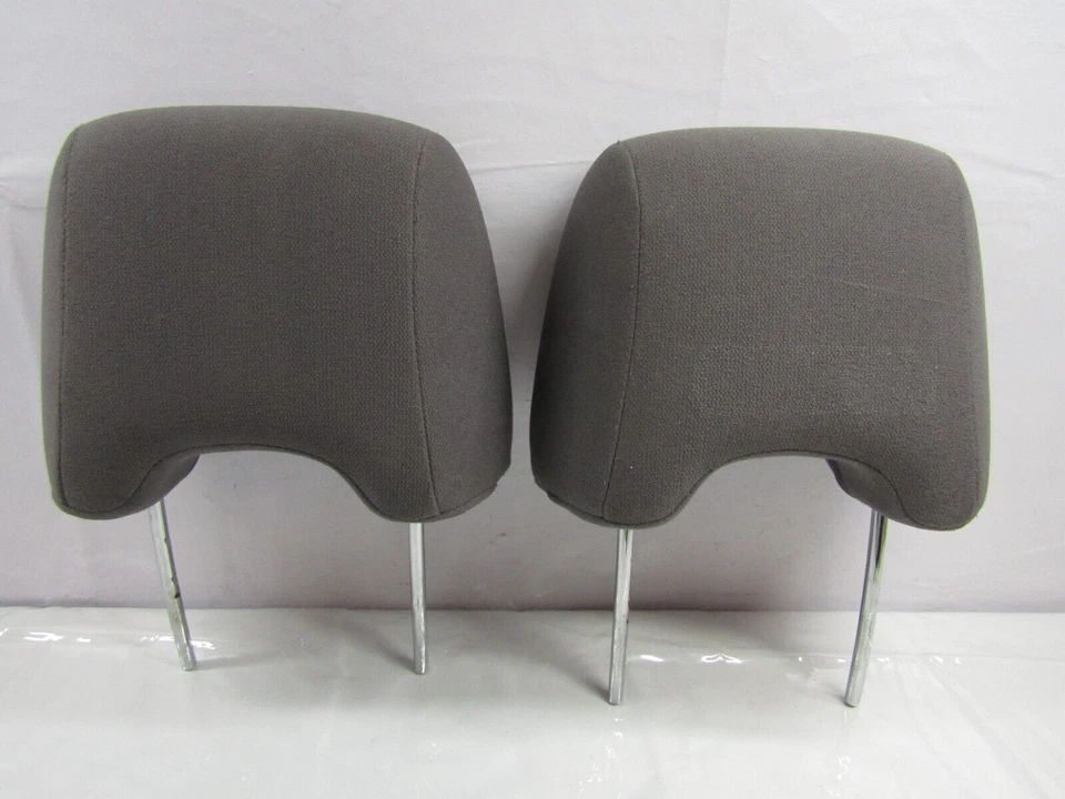 Juego de reposacabezas delanteros Subaru Impreza 2002-2007 OEM Foto 3 de 4