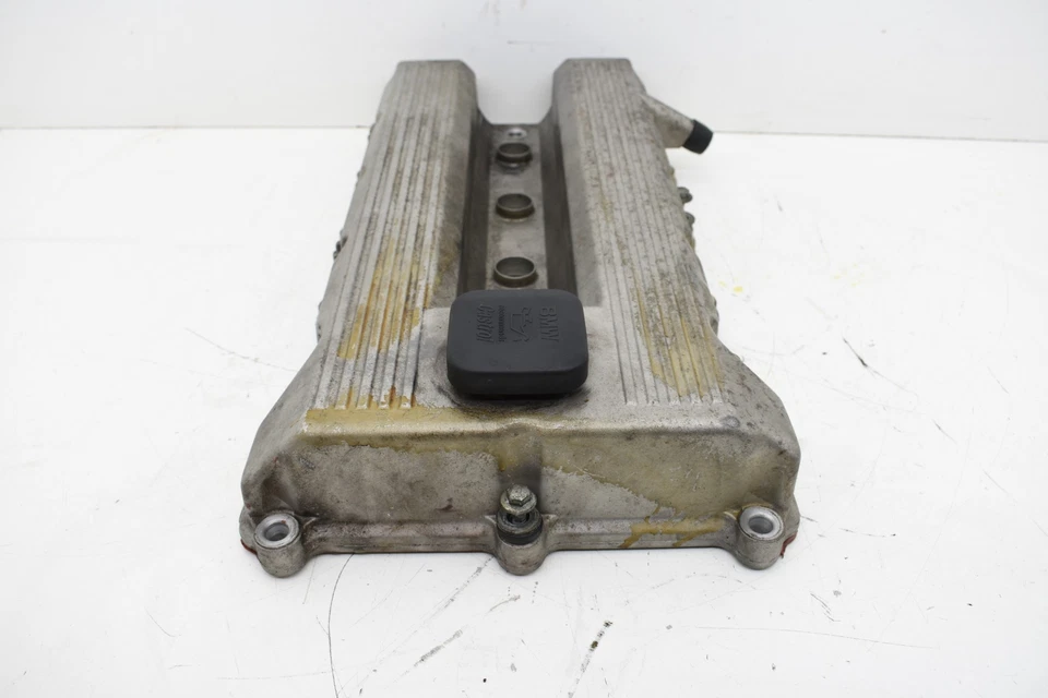 BMW Z3 Roadster 1997 1,9 L M44 cubierta de válvula de 4 cilindros OEM KW36 Foto 4 de 4