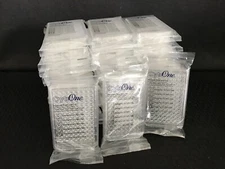 (39) CytoOne 96-Well Clear PS Culture Plates w/ Lid Flat Bottom CC7672-7596