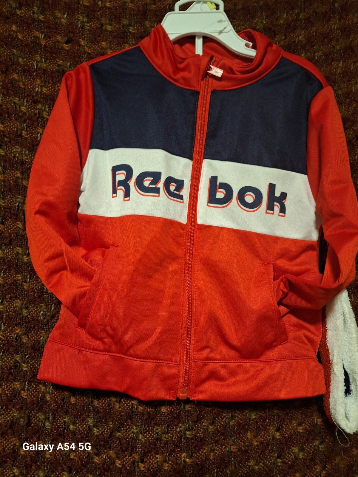 Picture 1 of 2