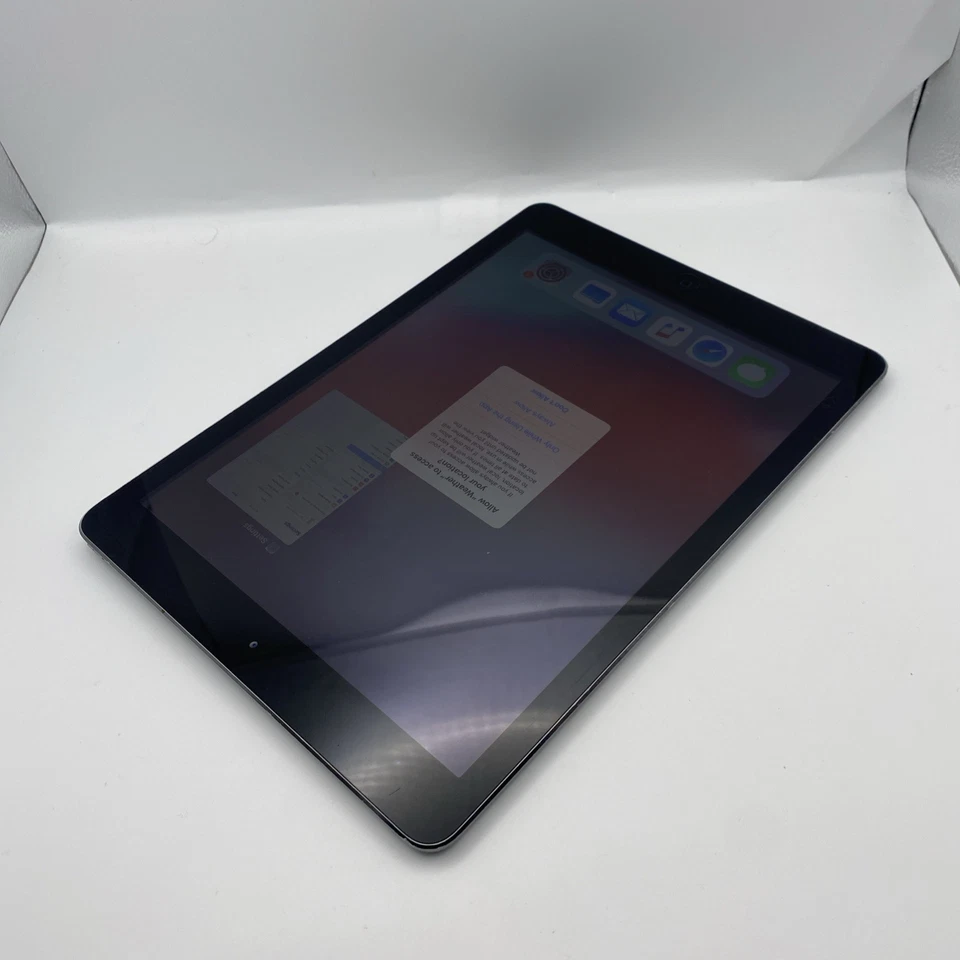 Apple iPad Air (A1474) - 9.7" - 32 GB - Wi-Fi Only - Space Grey - Image 4 of 4