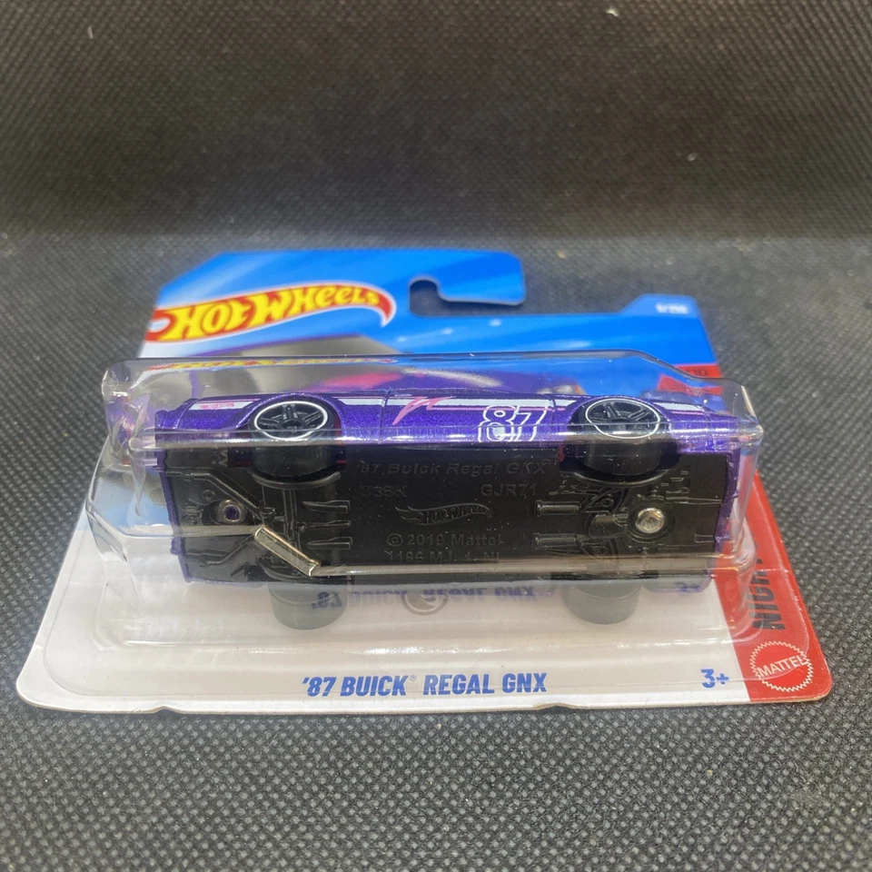 Tarjeta corta estuche Hot Wheels '87 Buick Regal GNX Treasure Hunt 2026 9/250 A Foto 3 de 4