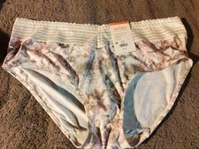 Warner's "All You Need" Hipster Panties Size 10 " Silky Soft