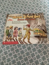 Magic School Bus Inside the Earth by Joanna Cole (1989, Trade Paperback)