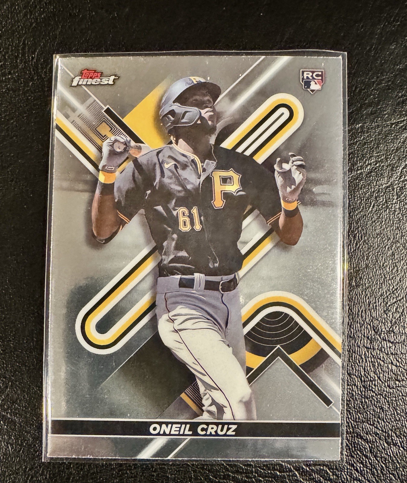 2022 Topps Finest Refractor - Oneil Cruz #16 (RC)!🔥🔥