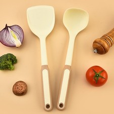 Spatule et cuillère en silicone souple résistant à la chaleur design robuste