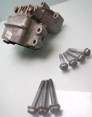 VW TOURAN 1T / 2,0 109PS EcoFuel - Erdgas / MOTORHALTER / 1K0199555BB (CO143)