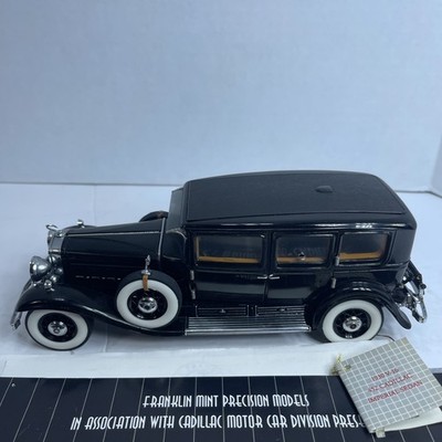 1/24 Scale Franklin Mint 1930 Al Capone's Armored Cadillac V-16