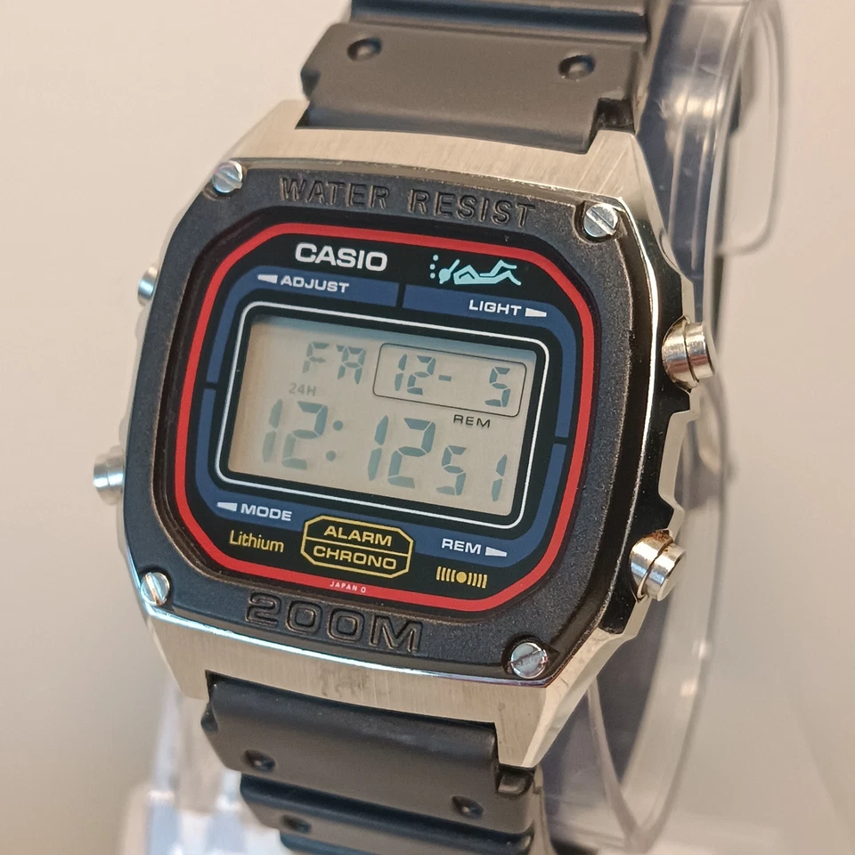 Allarme Casio vintage 1985 DW-1500 (690). Cronografo Diver 200m🔥rara batteria nuova - Immagine 2 di 4