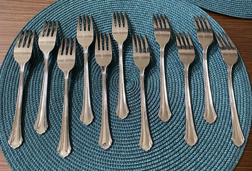 Perception Stainless ONEIDA SILVER NORTHLAND Korea 52 Pieces - Picture 8 of 13