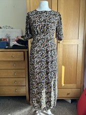 Dorothy Perkins Lola Skye Floral 1940s Tea Dress Style. Open Back. Size 12. NEW