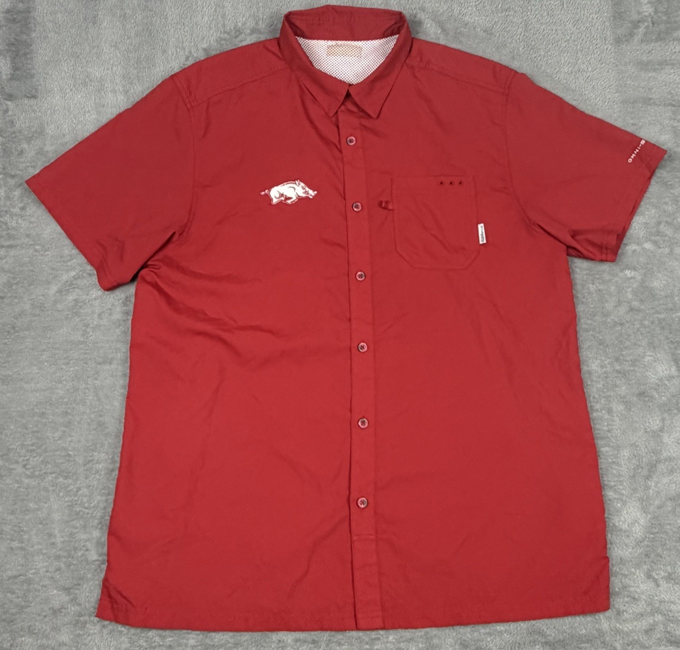 Columbia PFG Arkansas Razorbacks Shirt Mens Large Red Omni-Shade Vented Fishing