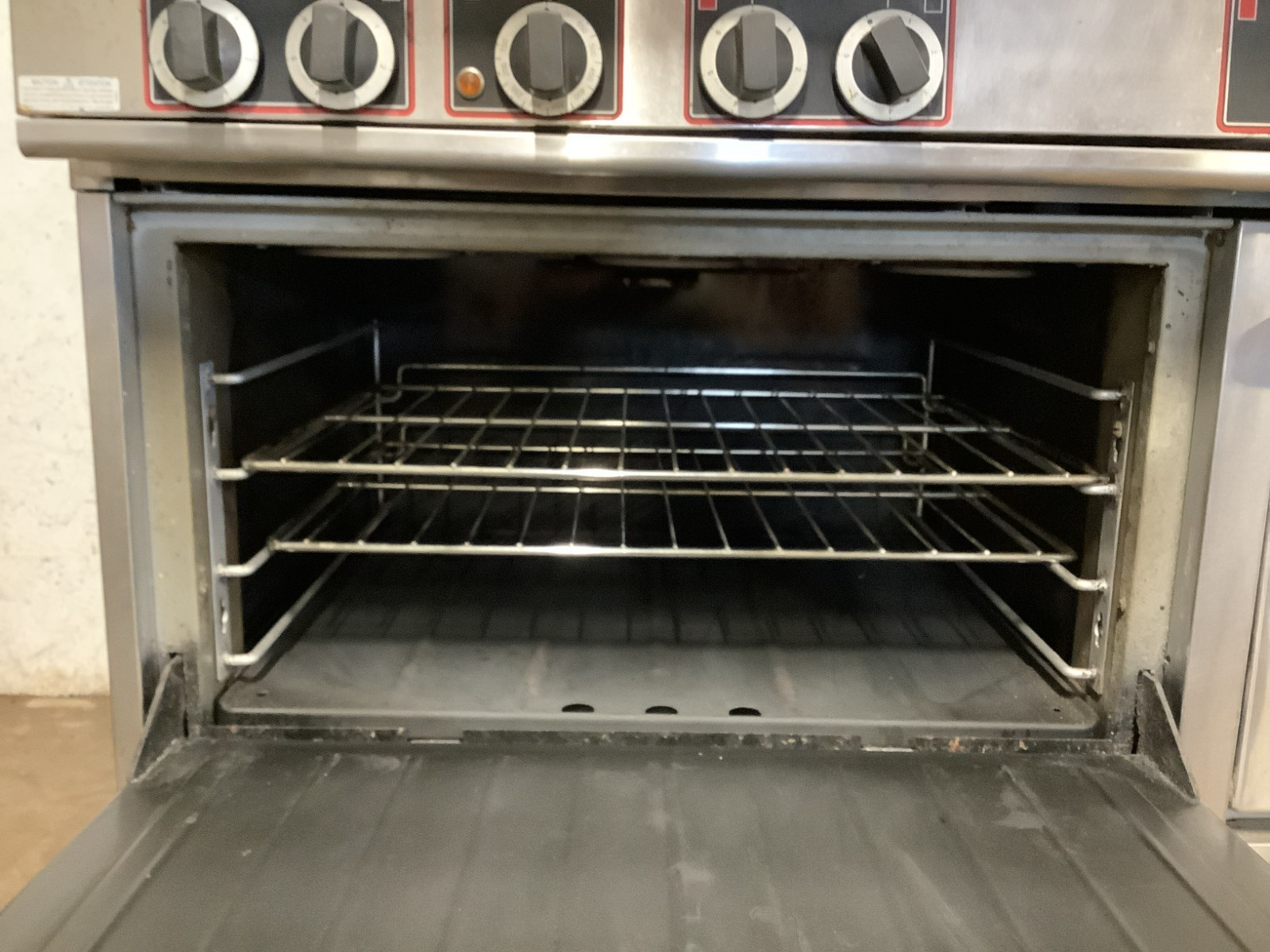 Electric Range/Stove Garland SS68RC2-3R 4 Buner 36" Griddle 208V 3ph Tested